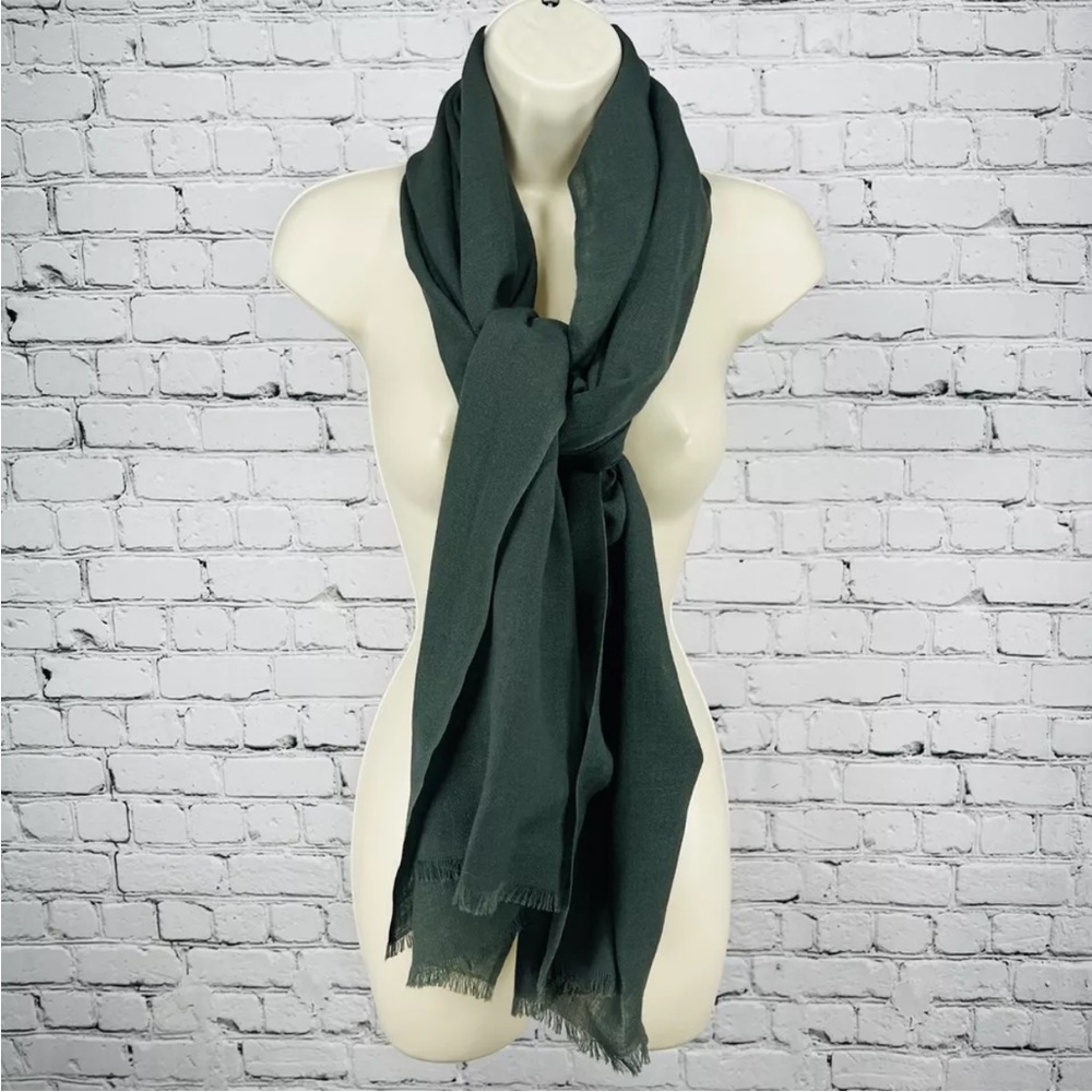 Javier Simorra Barcelona Green 100% Wool Lightweight Breathable Fringe Scarf